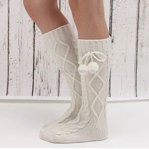 Cream - Cable knit socks with pom poms